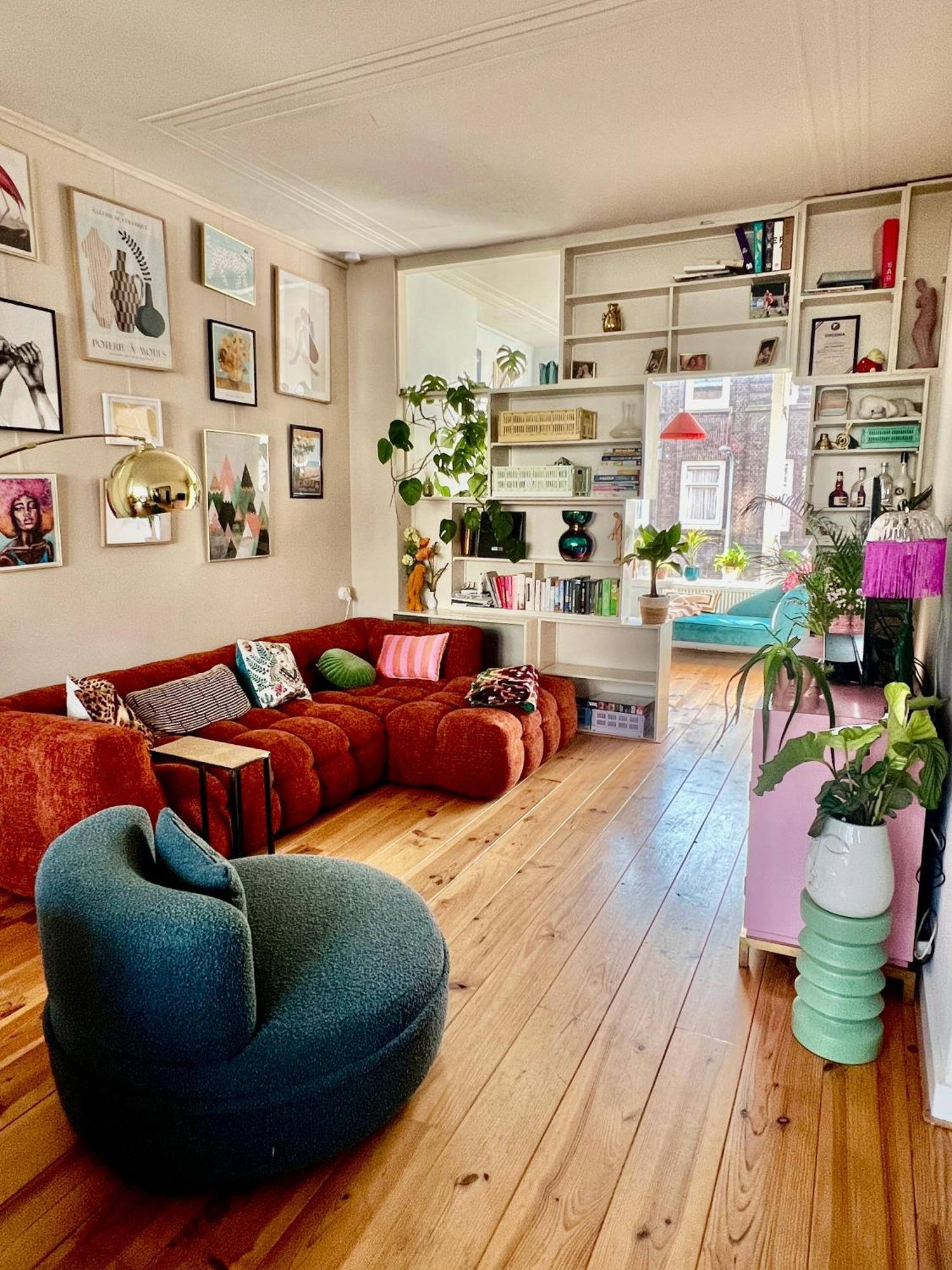 Ivy - Classical & Modern In Lovely Neighbourhood Near Apartment